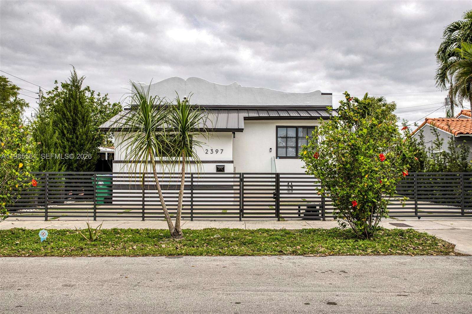 Miami | 2397 13th St N/A | Picture 2