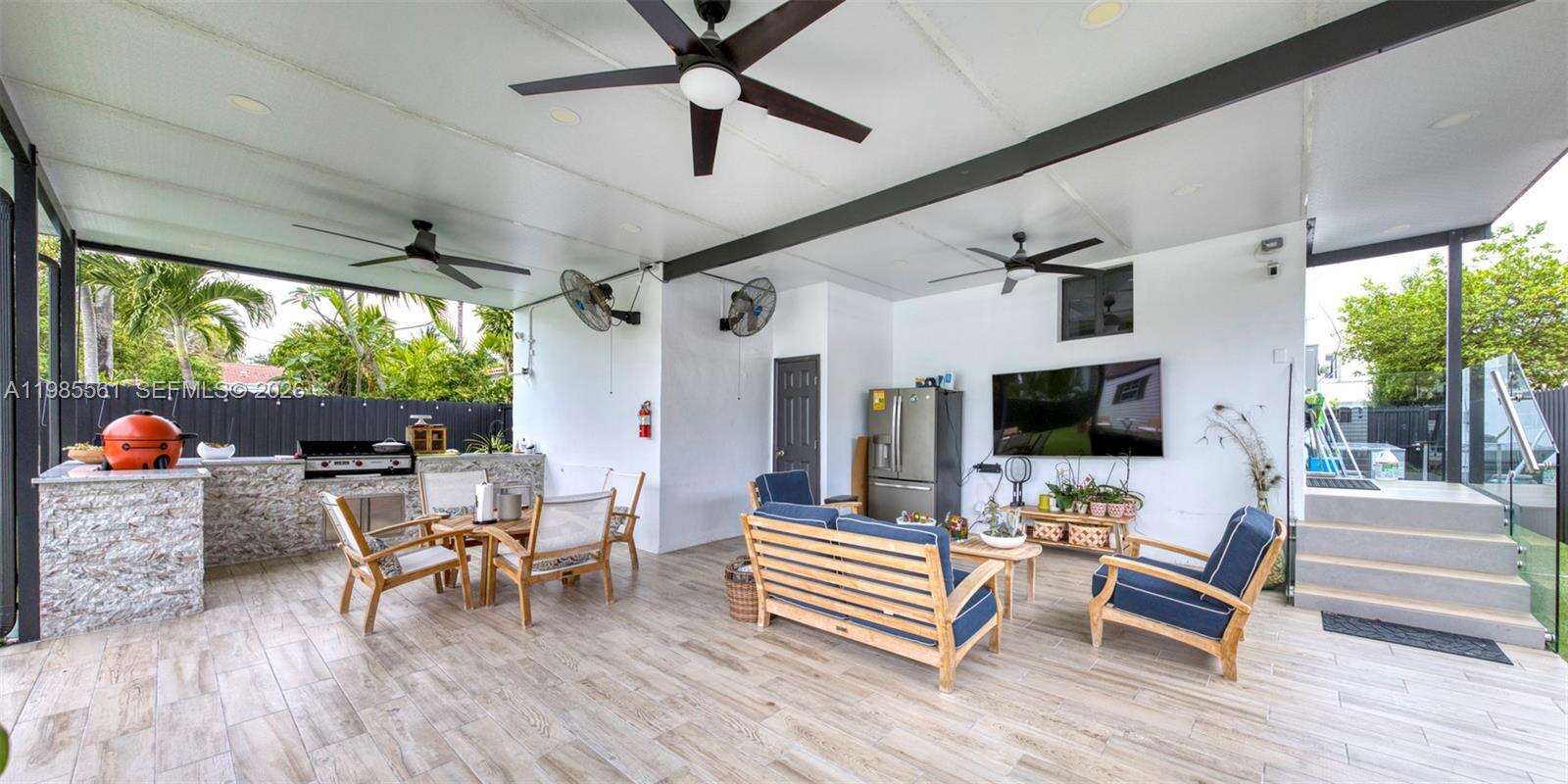 Miami | 2397 13th St N/A | Picture 25
