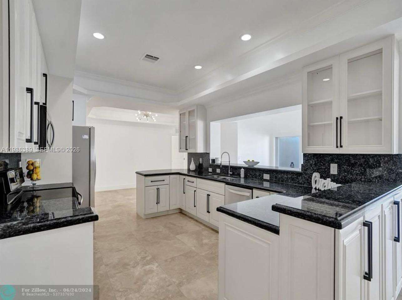 Fort Lauderdale | 2319 35th Dr N/A | Picture 5