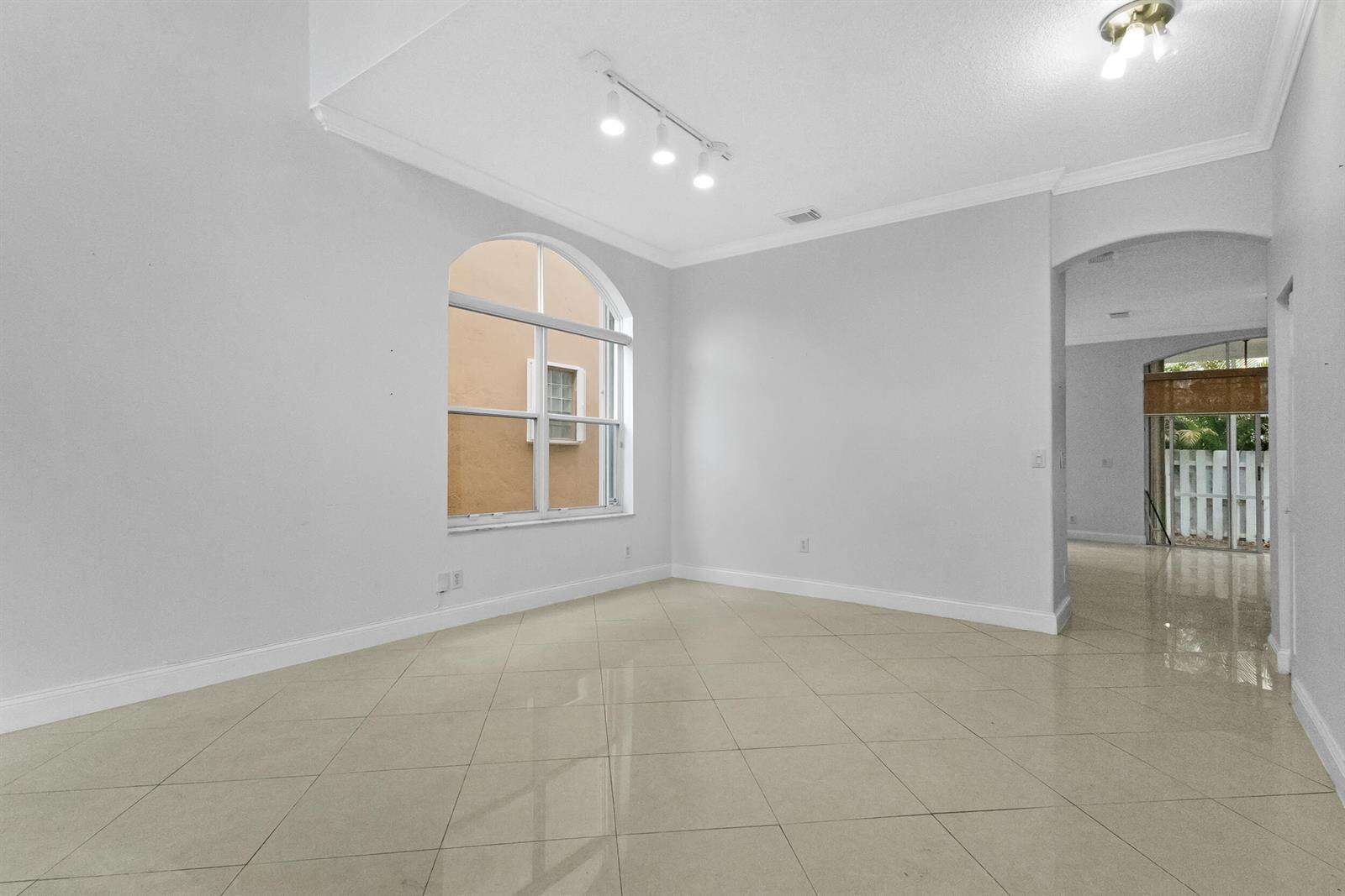 Hollywood | 3768 50th N/A | Picture 5