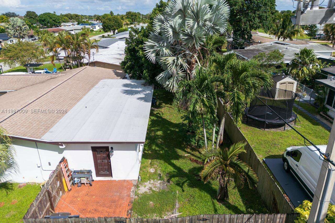 Pembroke Pines | 8740 11th St N/A | Picture 22