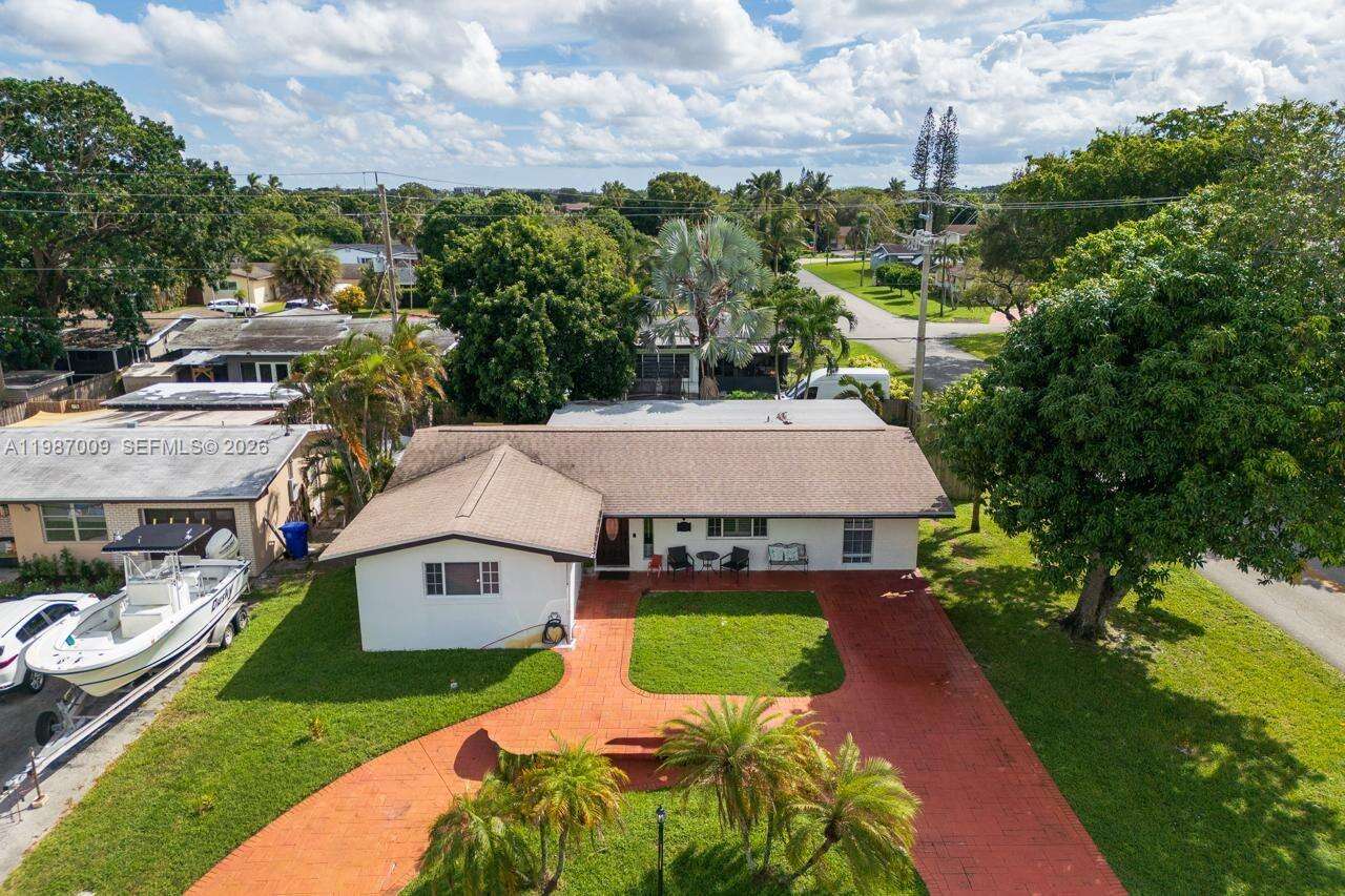 Pembroke Pines | 8740 11th St N/A | Picture 26