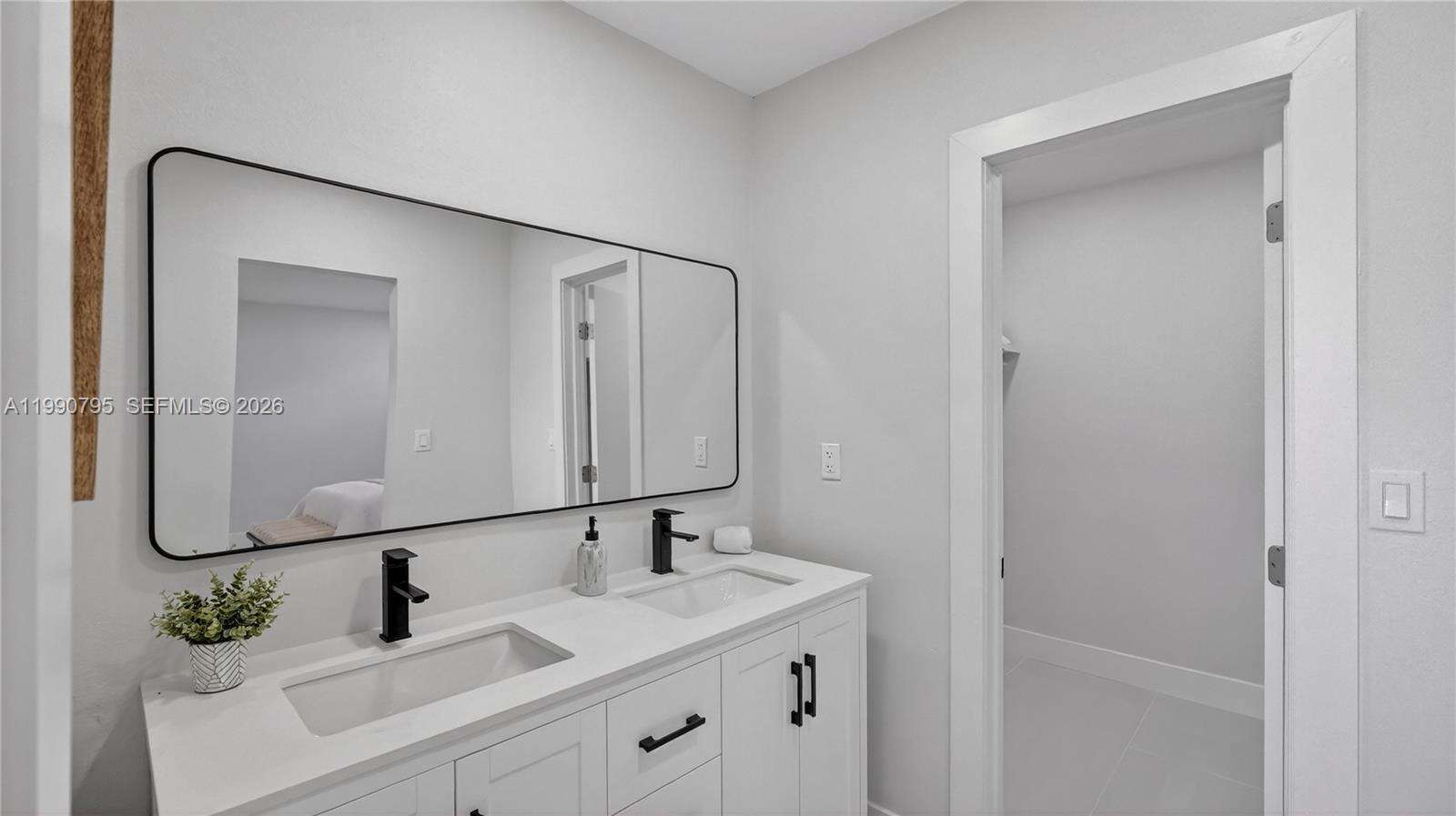 Miami Gardens | 3960 174th St N/A | Picture 30
