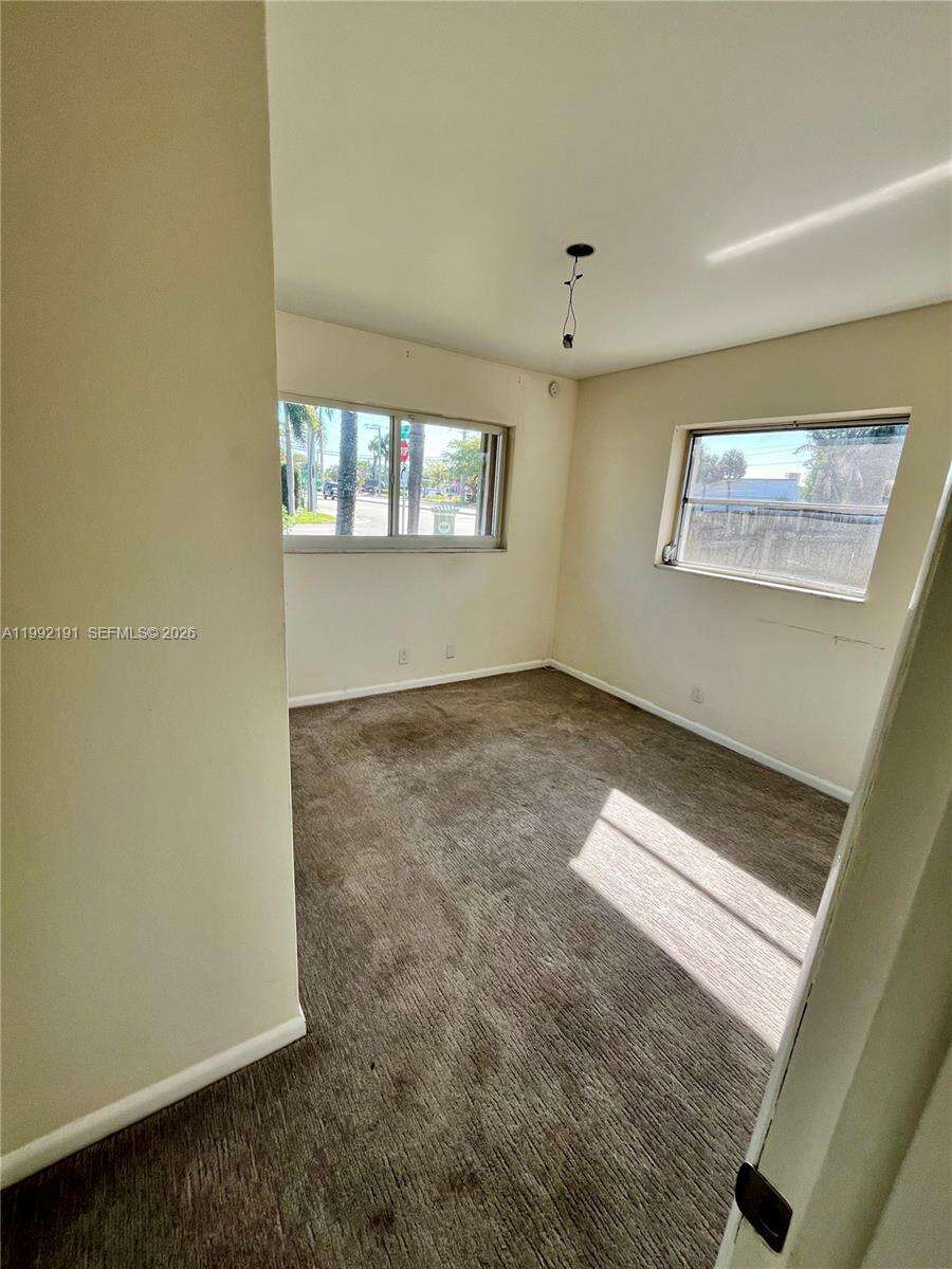 Oakland Park | 2031 32nd St N/A | Picture 11