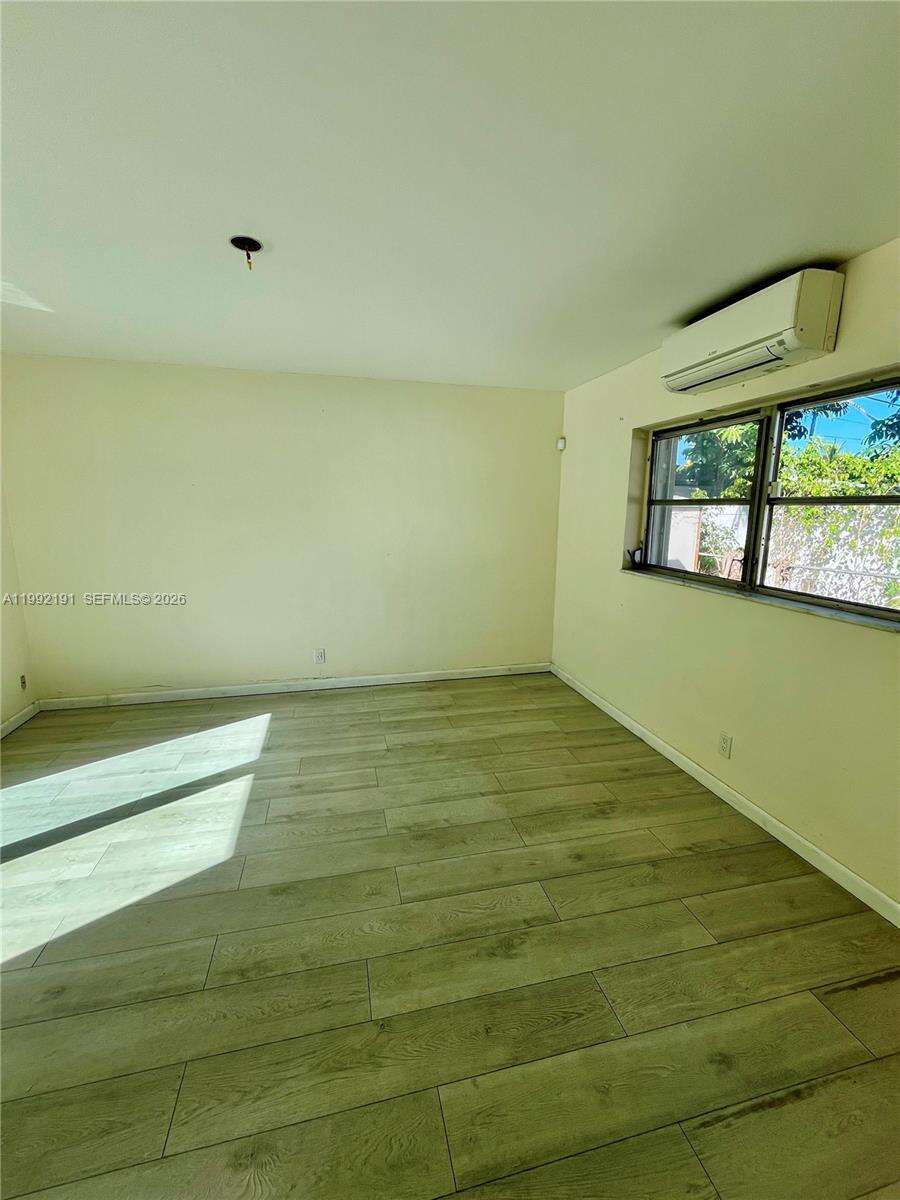 Oakland Park | 2031 32nd St N/A | Picture 12