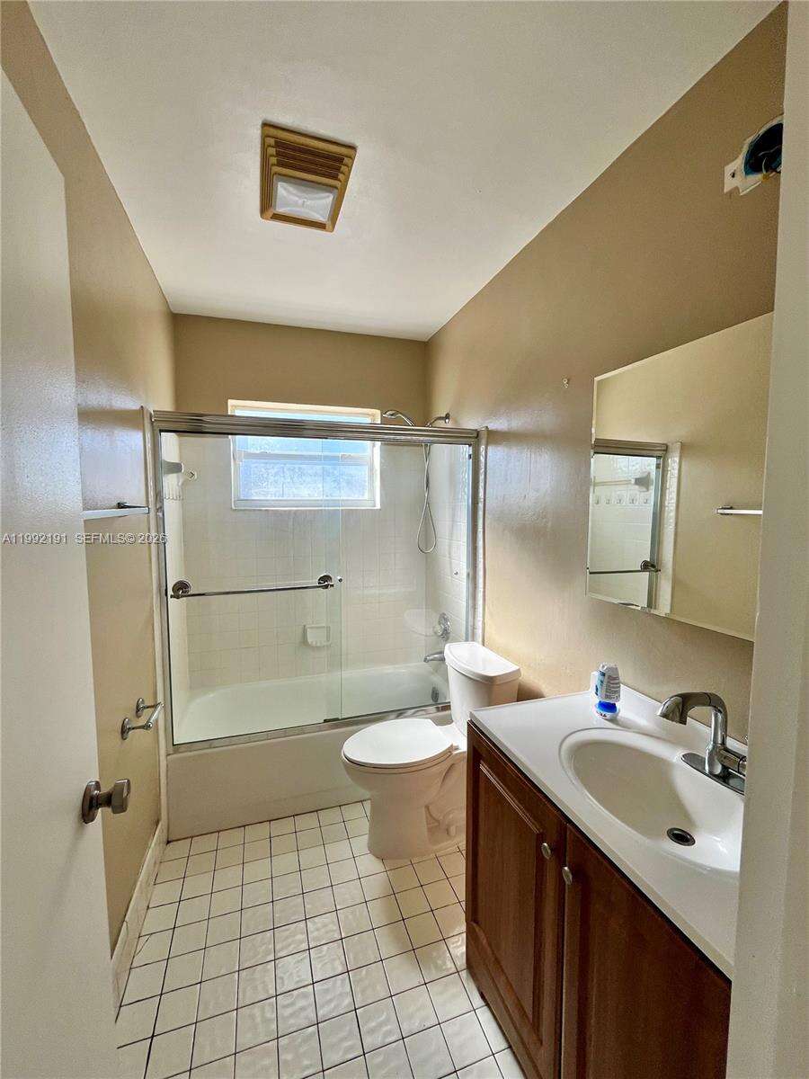 Oakland Park | 2031 32nd St N/A | Picture 14