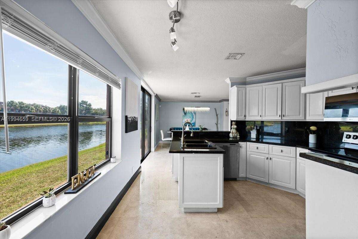 Plantation | 10740 16th Ct N/A | Picture 13