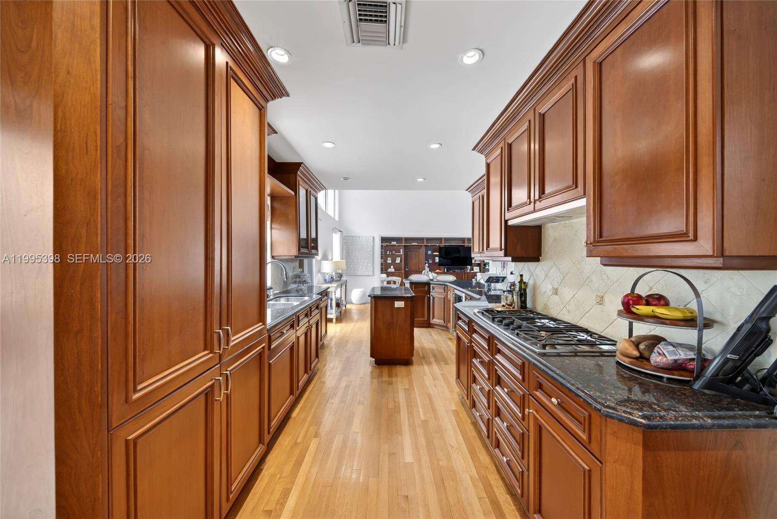 Pinecrest | 12330 Pine Needle Ln N/A | Picture 15