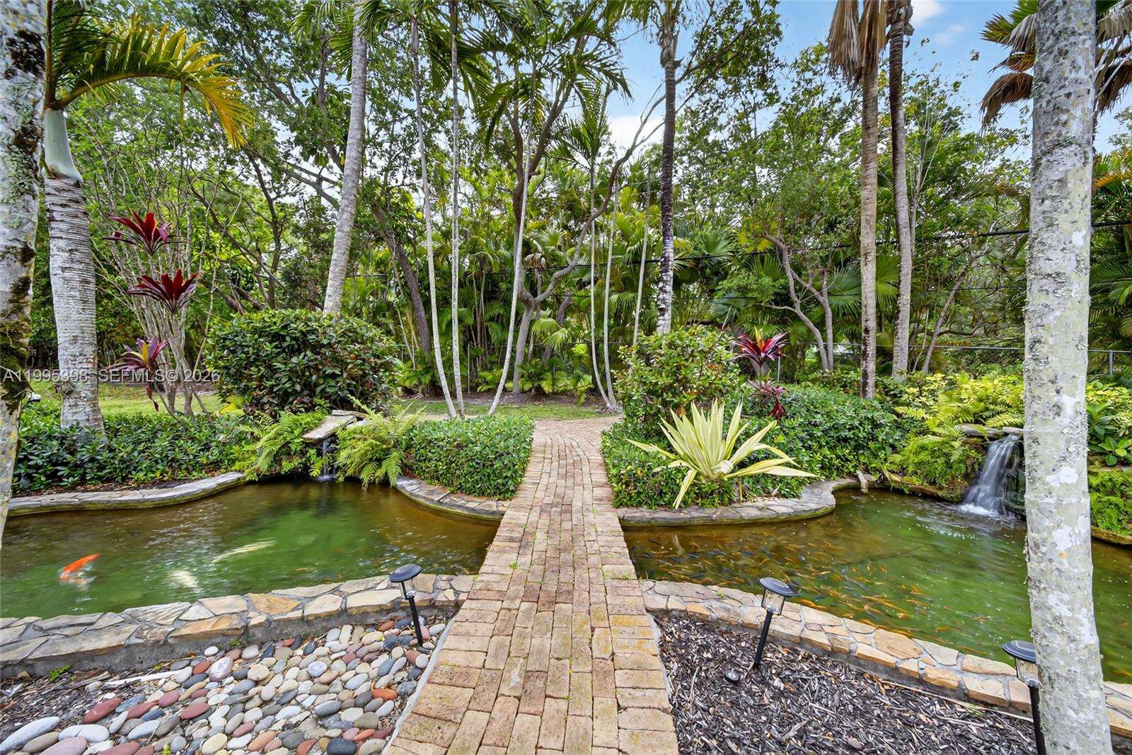 Pinecrest | 12330 Pine Needle Ln N/A | Picture 24