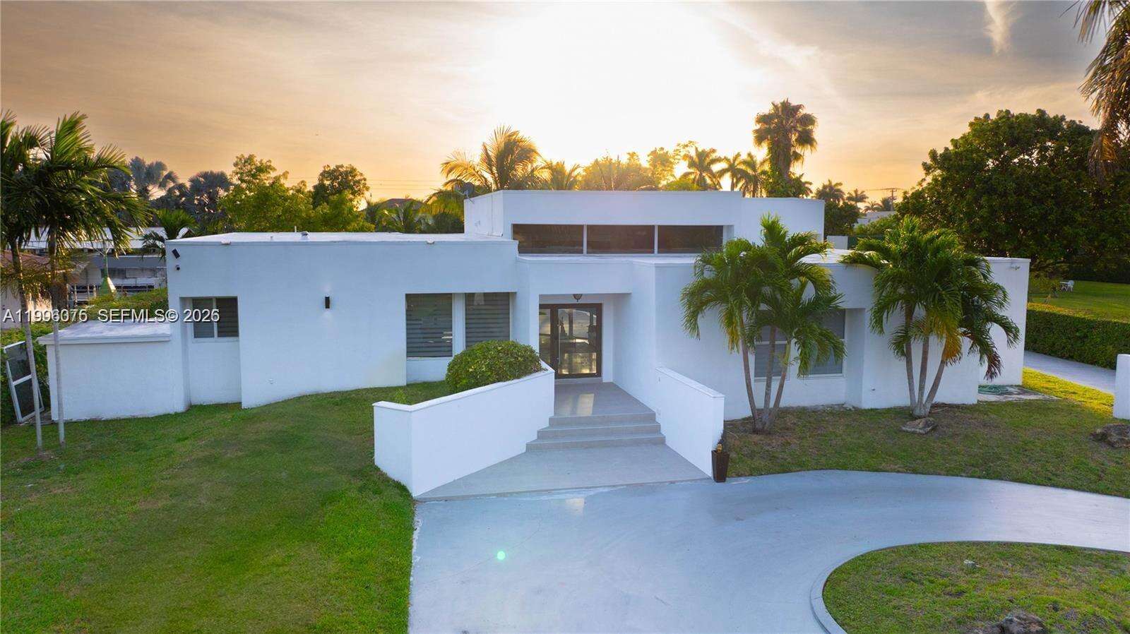 Miami | 290 125th Ave N/A | Picture 1