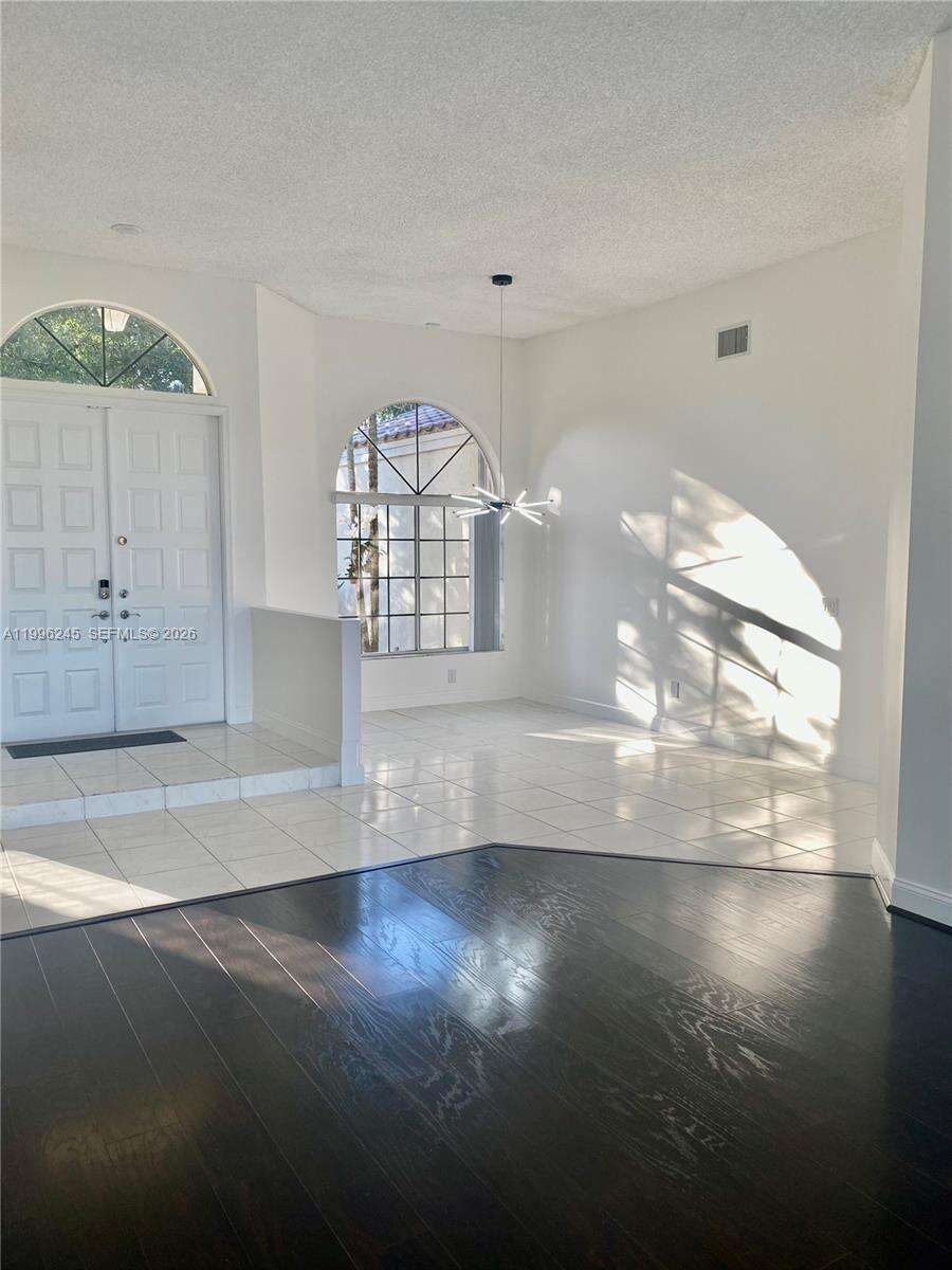 Weston | 3066 Lakewood Cir N/A | Picture 7