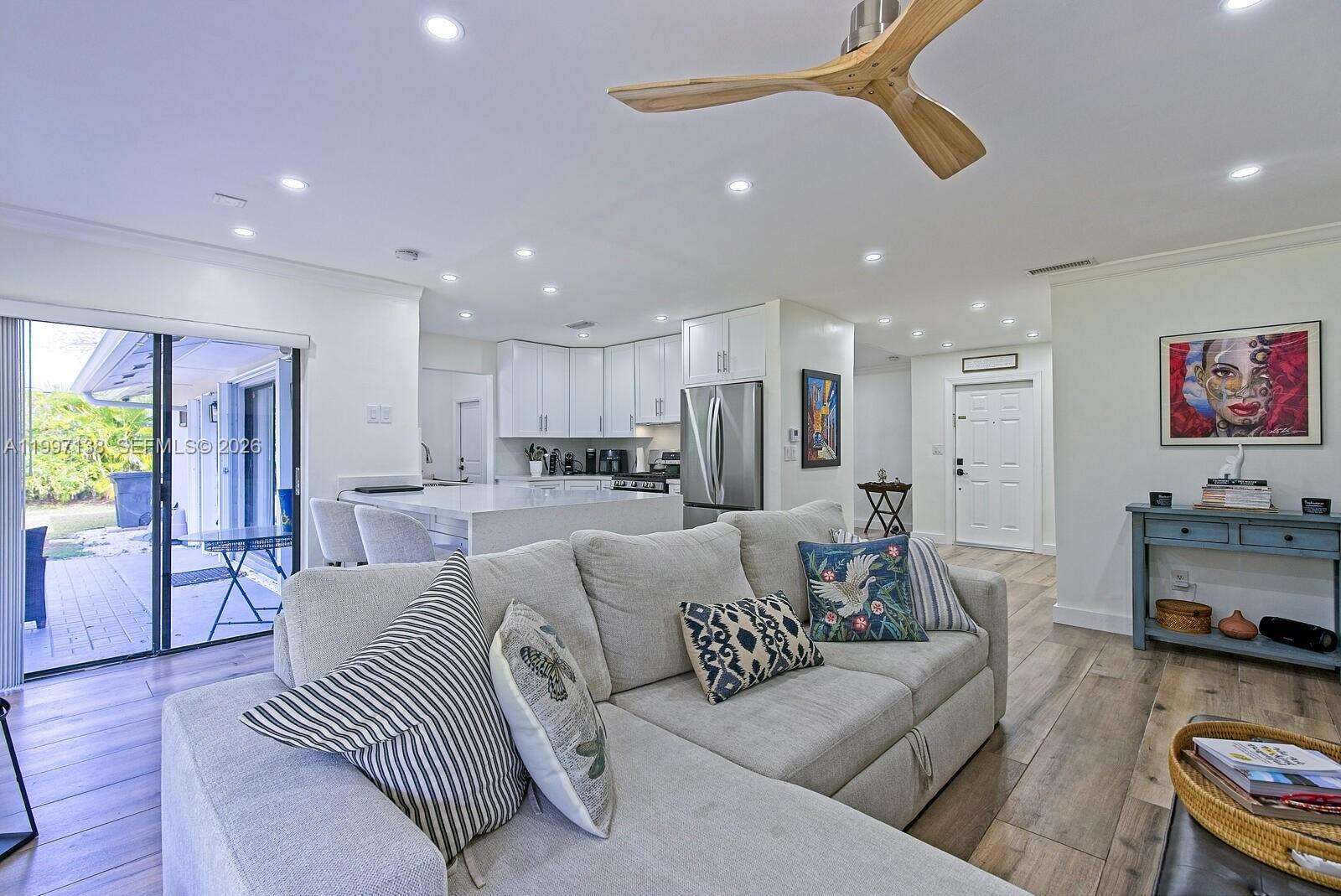 Miami | 10900 124th Rd N/A | Picture 11