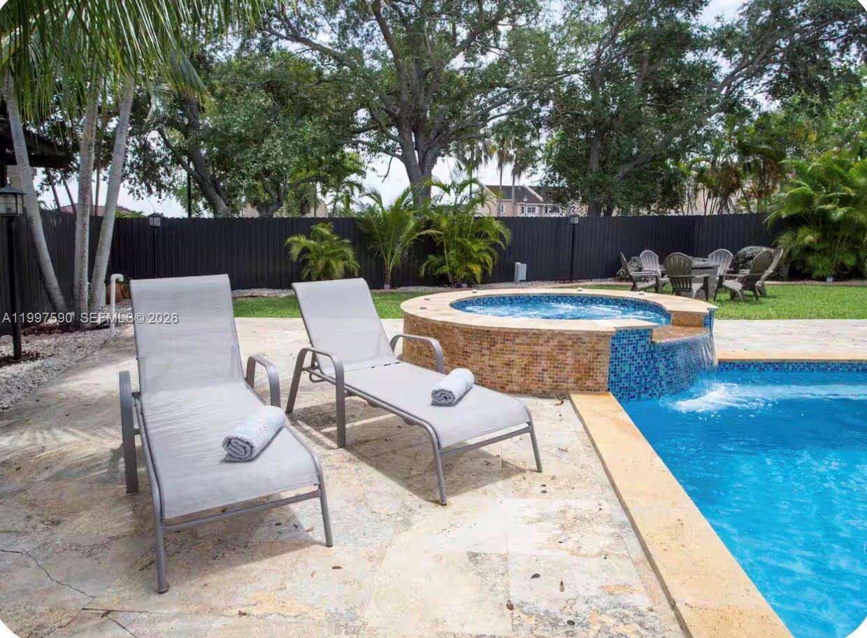Miami | 15411 36th Ter N/A | Picture 32