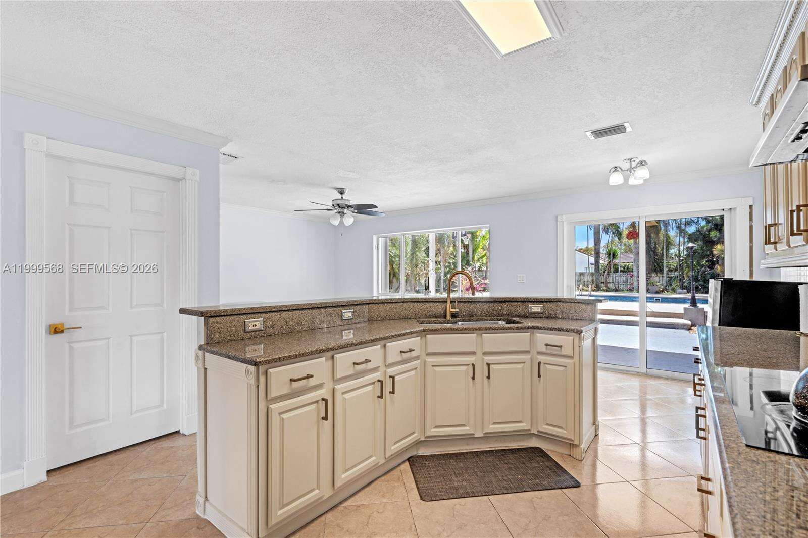 Miami | 13790 174th St N/A | Picture 15
