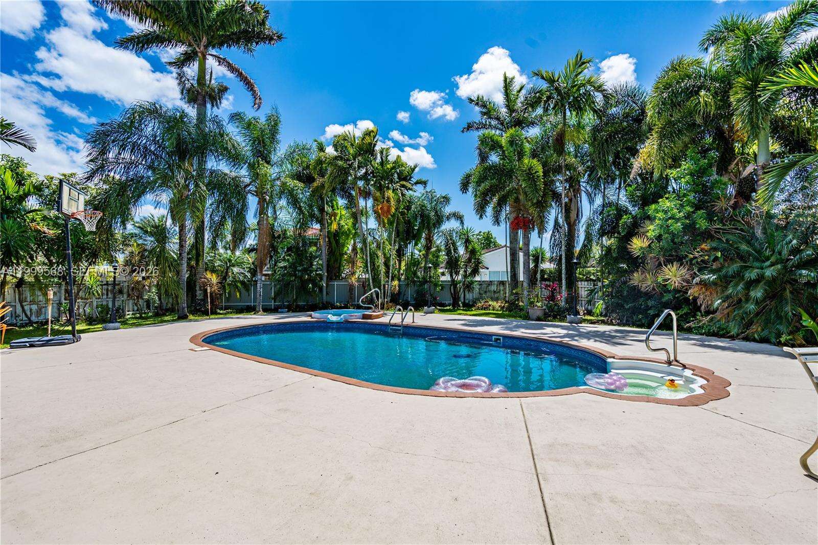 Miami | 13790 174th St N/A | Picture 28