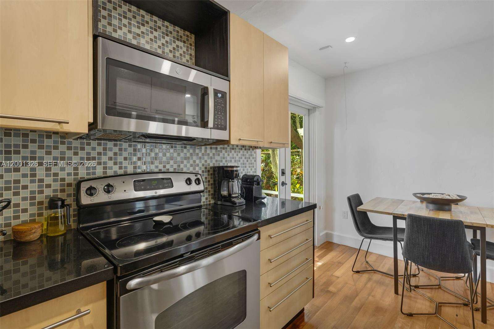 Miami | 6382 38th St N/A | Picture 16
