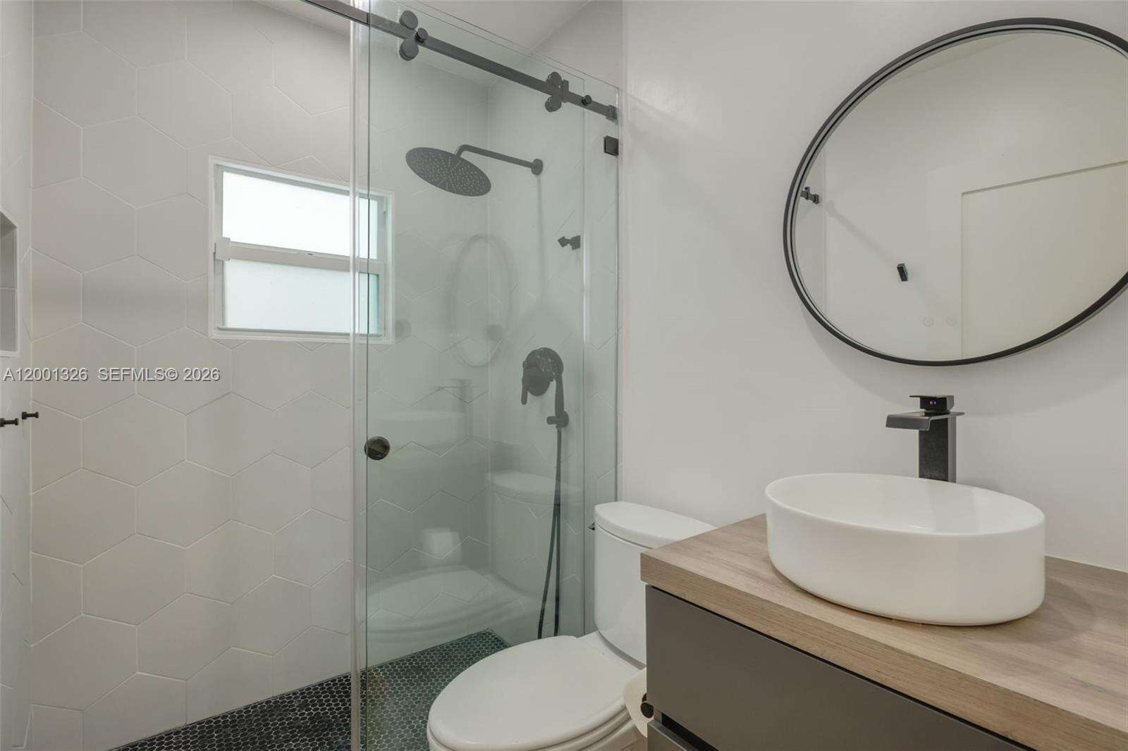 Miami | 6382 38th St N/A | Picture 18