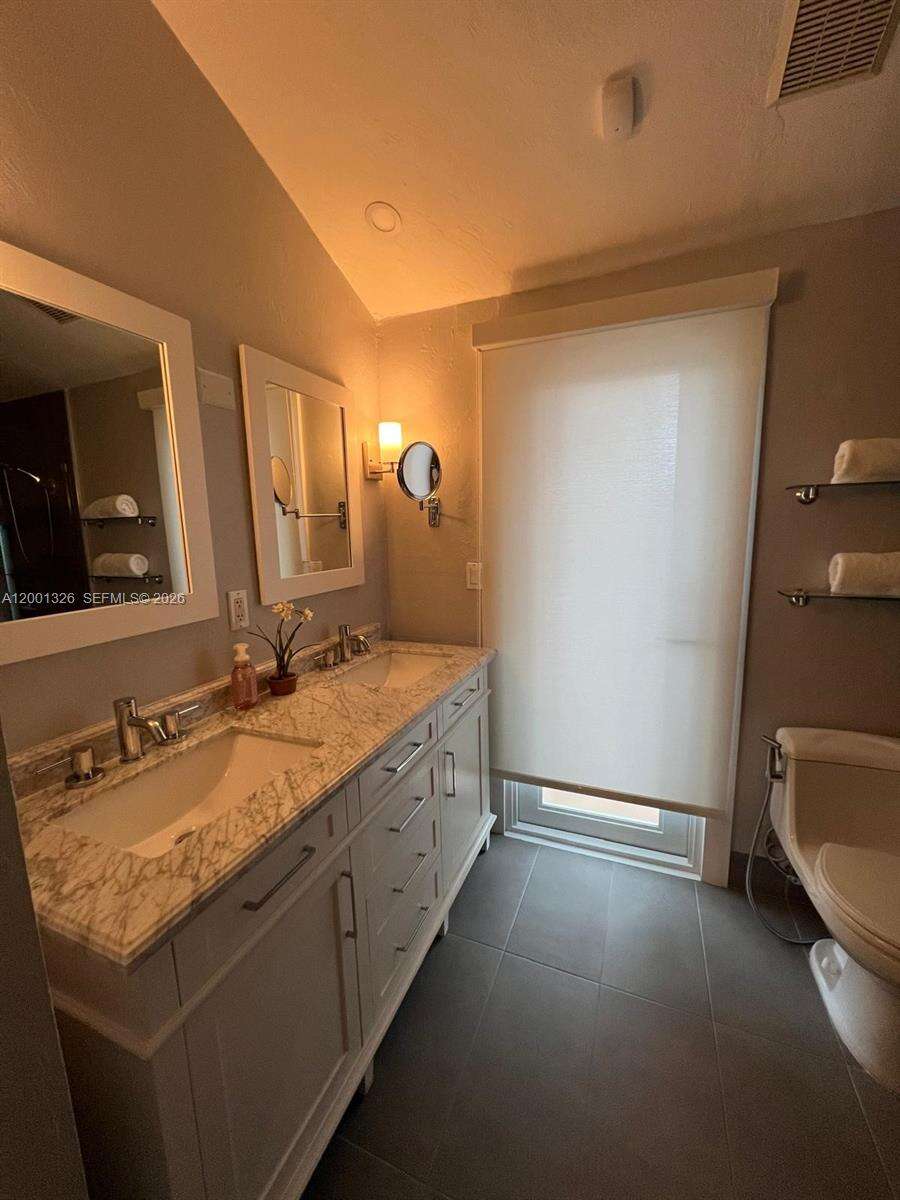 Miami | 6382 38th St N/A | Picture 40