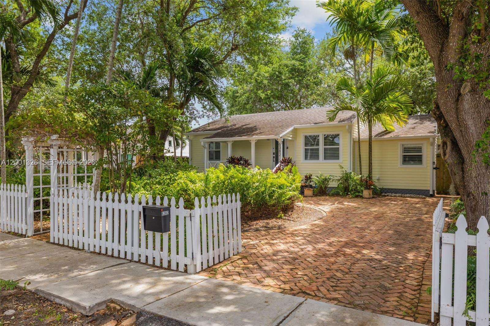 Miami | 6382 38th St N/A | Picture 5