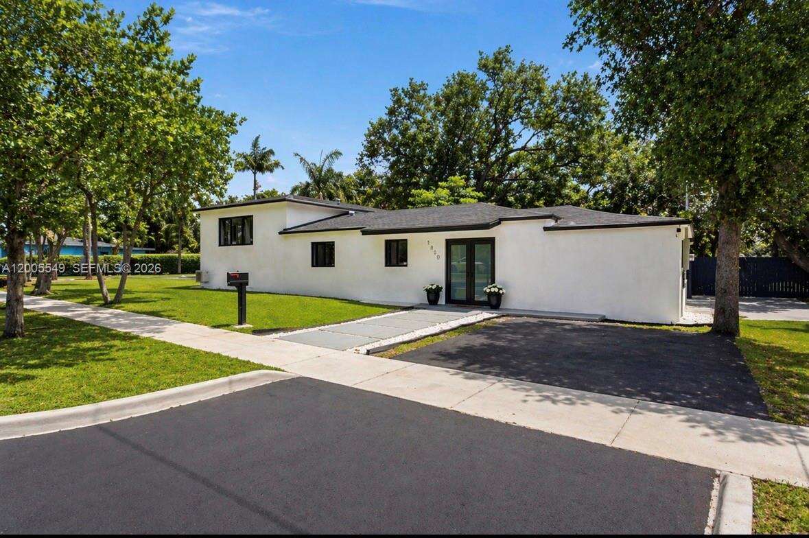 North Miami Beach | 1810 161st St N/A | Picture 1