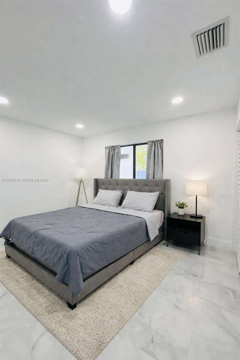 North Miami Beach | 1810 161st St N/A | Picture 14