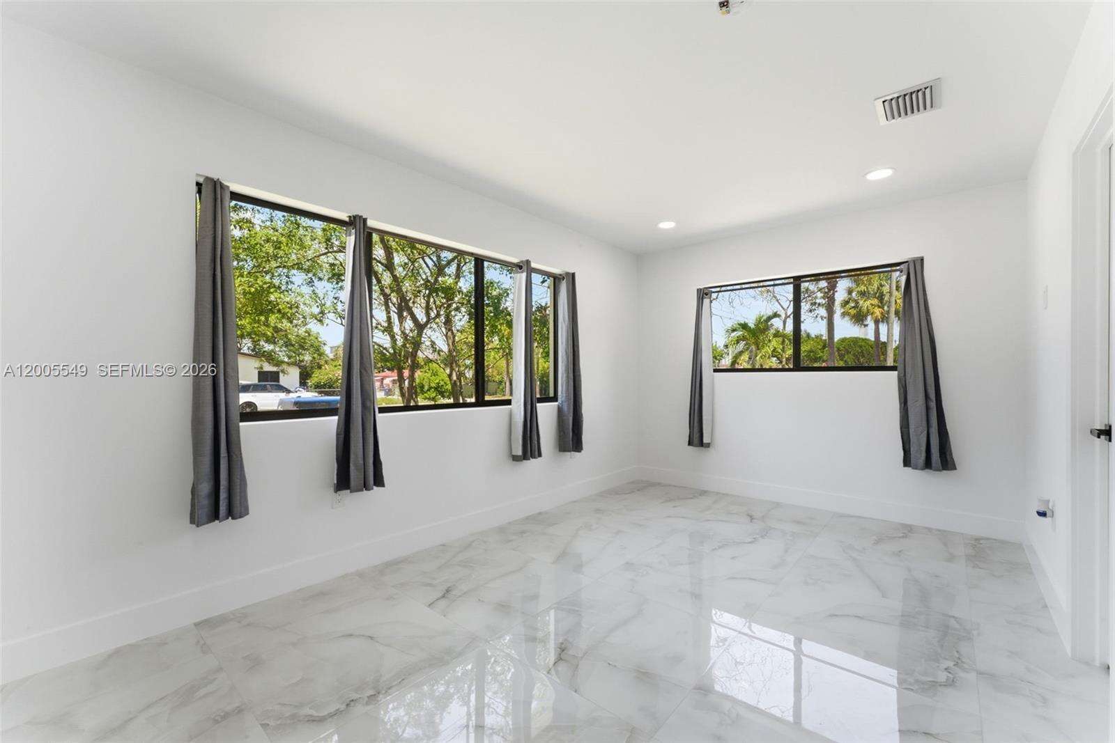 North Miami Beach | 1810 161st St N/A | Picture 18