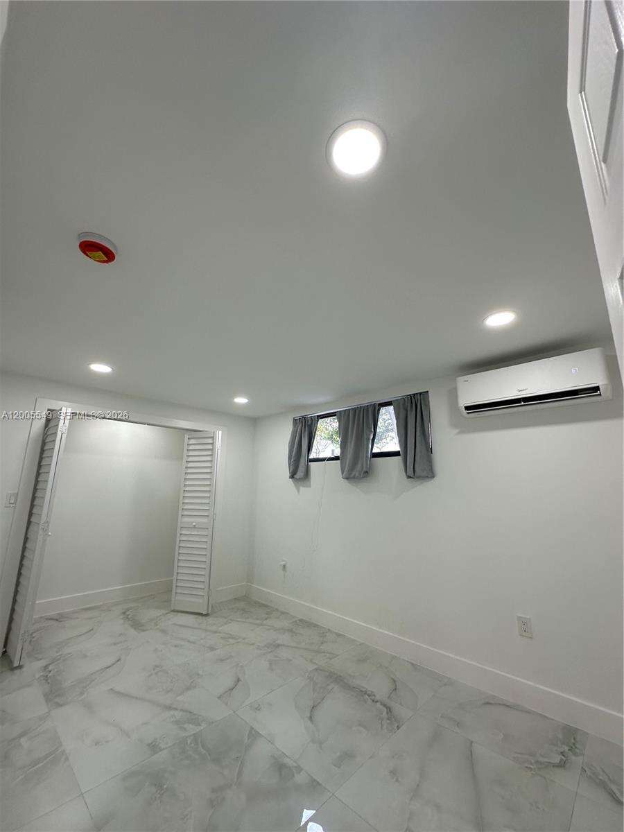 North Miami Beach | 1810 161st St N/A | Picture 25