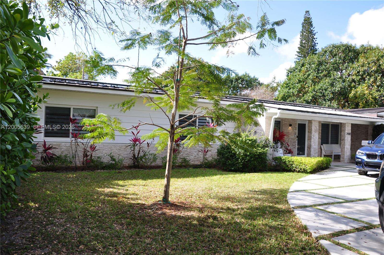 Pinecrest | 7400 116th St N/A | Picture 4