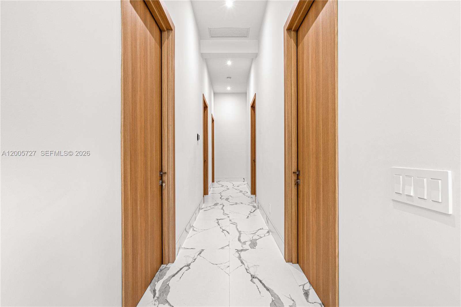 Hallandale Beach | 635 9th St N/A | Picture 18