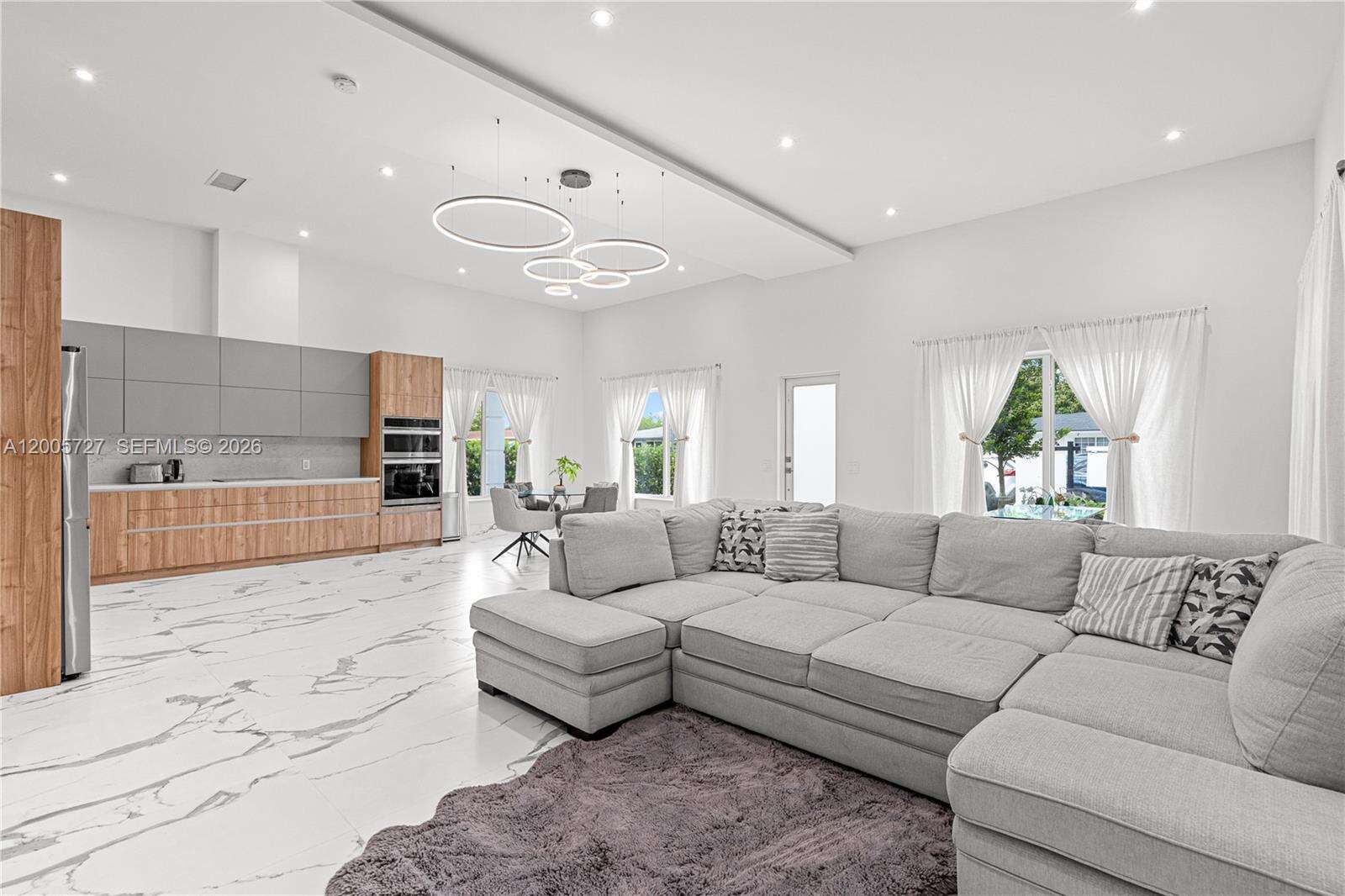 Hallandale Beach | 635 9th St N/A | Picture 21