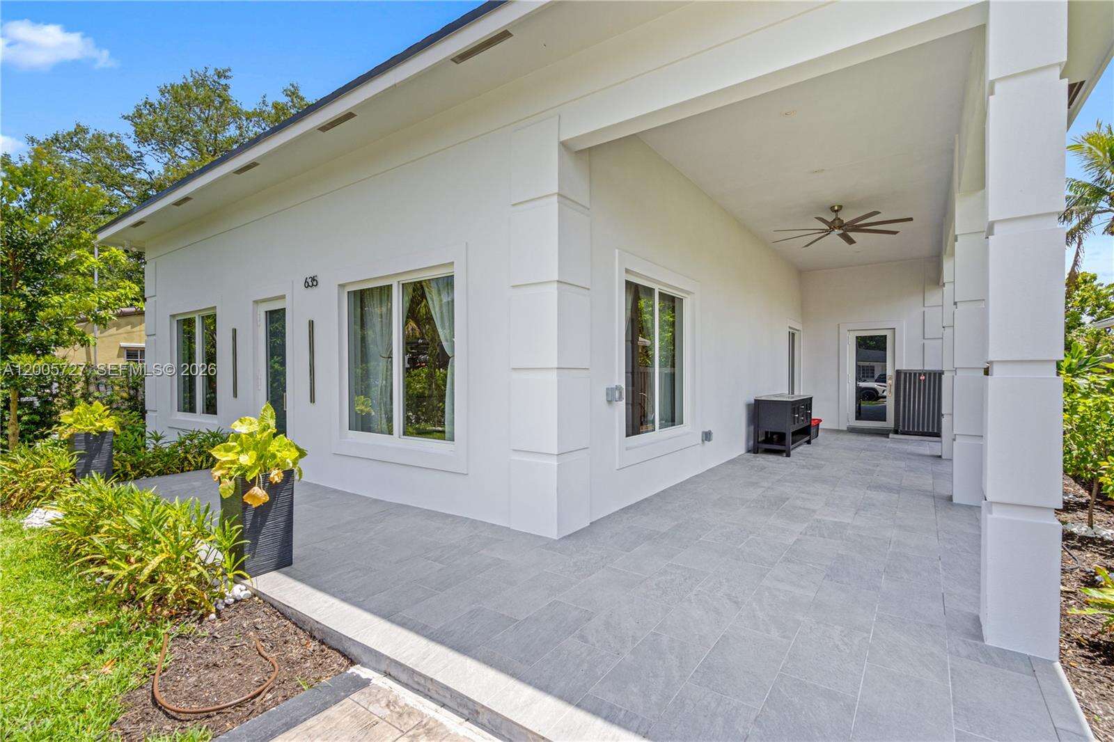 Hallandale Beach | 635 9th St N/A | Picture 27