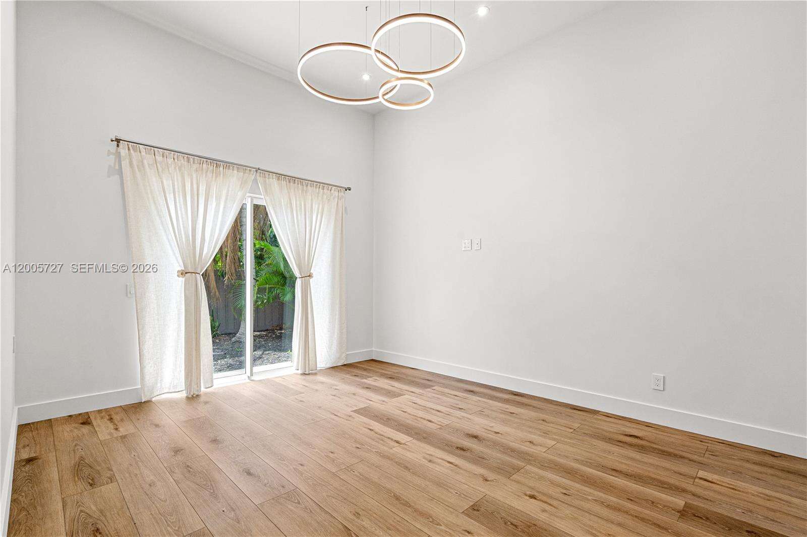 Hallandale Beach | 635 9th St N/A | Picture 6