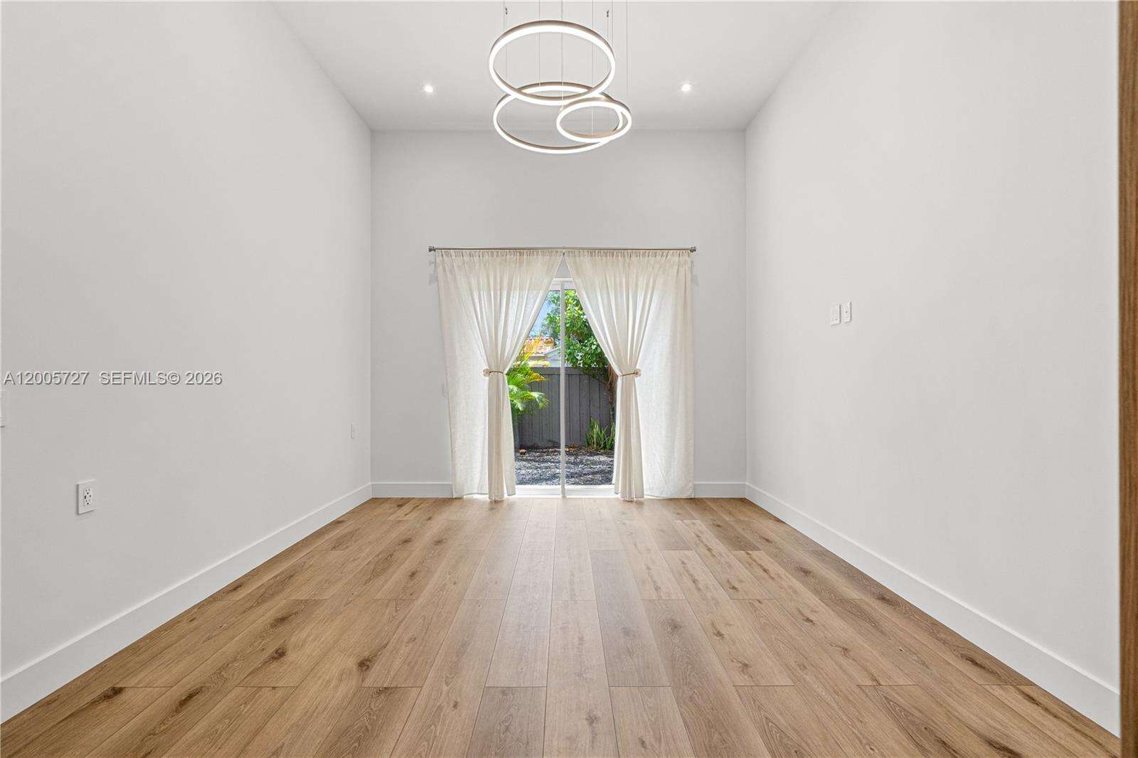 Hallandale Beach | 635 9th St N/A | Picture 7