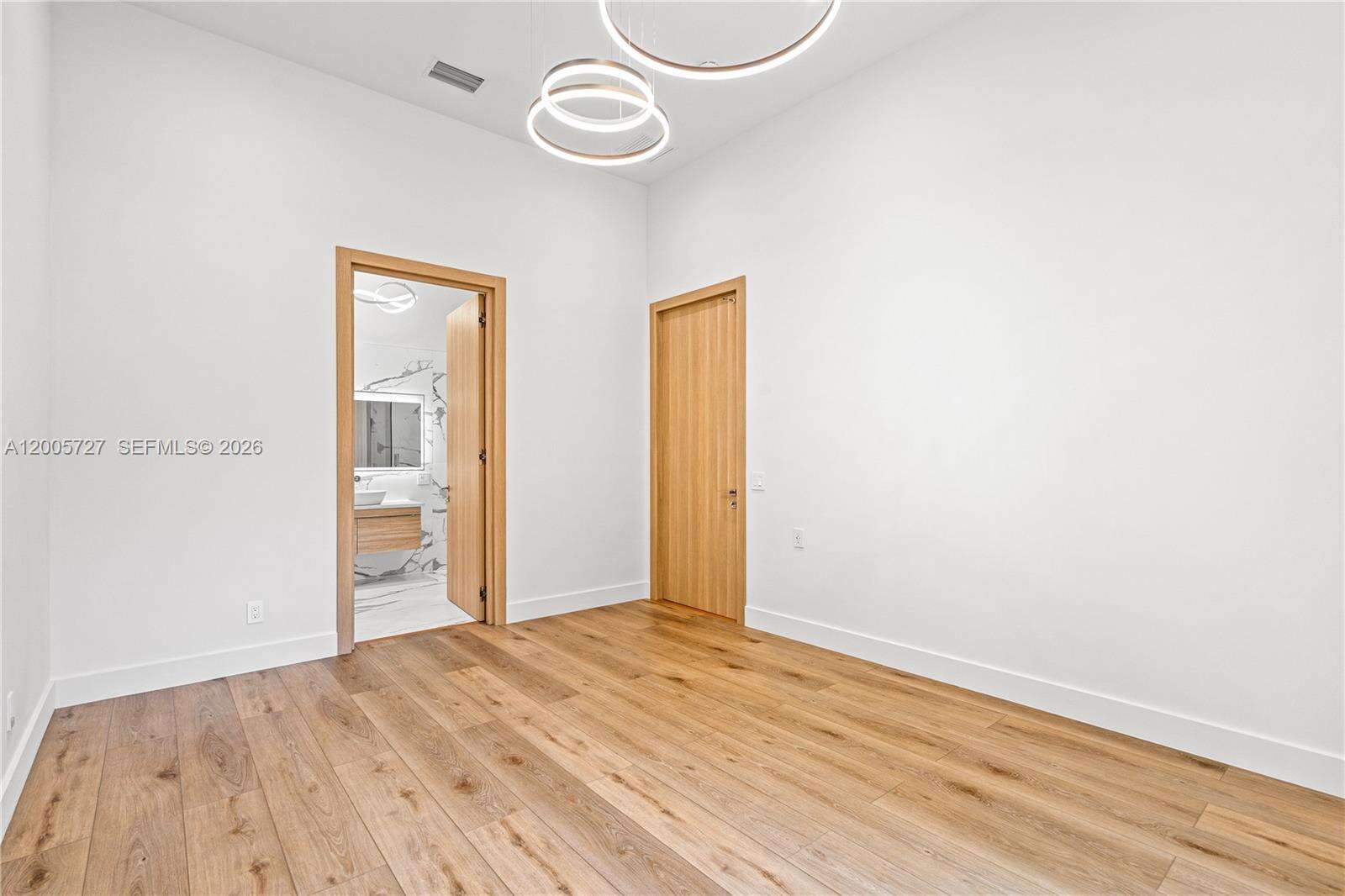 Hallandale Beach | 635 9th St N/A | Picture 8