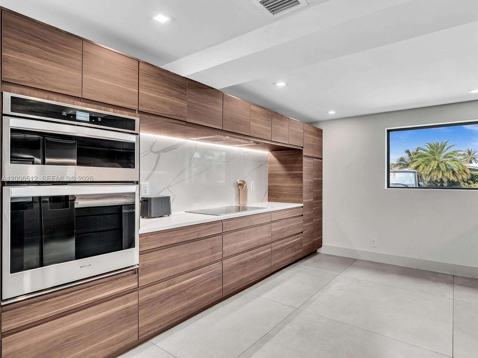 Fort Lauderdale | 2448 Okeechobee Ln N/A | Picture 10