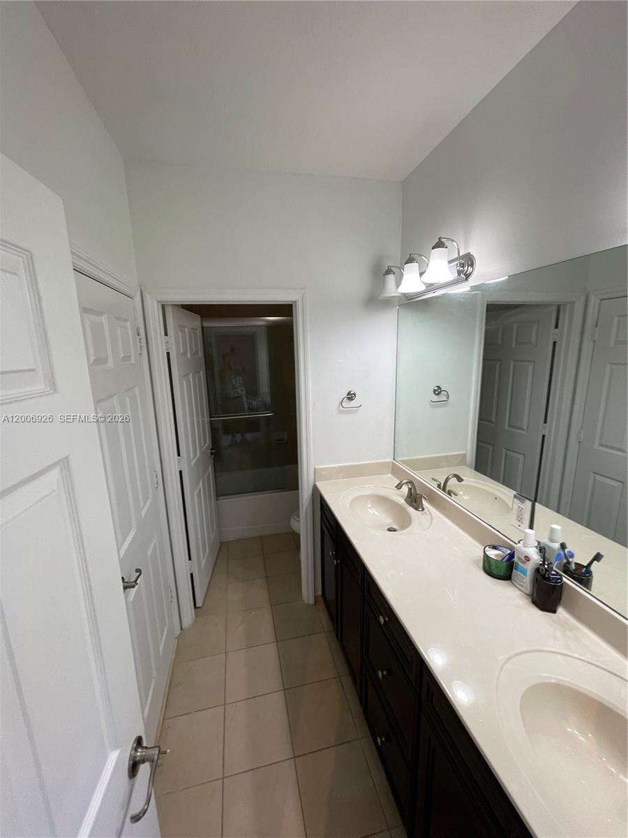 Doral | 10086 89th Ter N/A | Picture 13