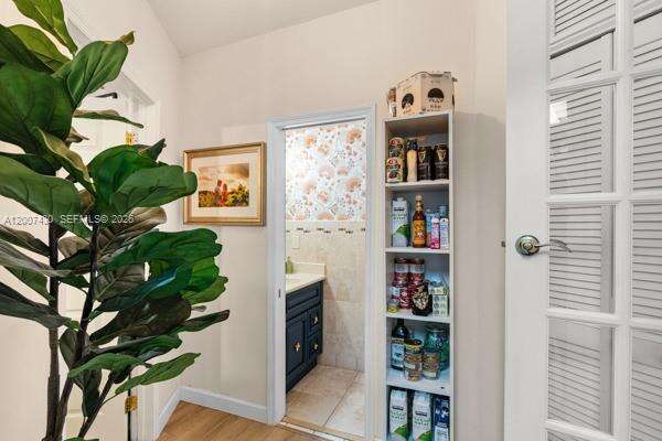 Miami | 14544 76th St N/A | Picture 14