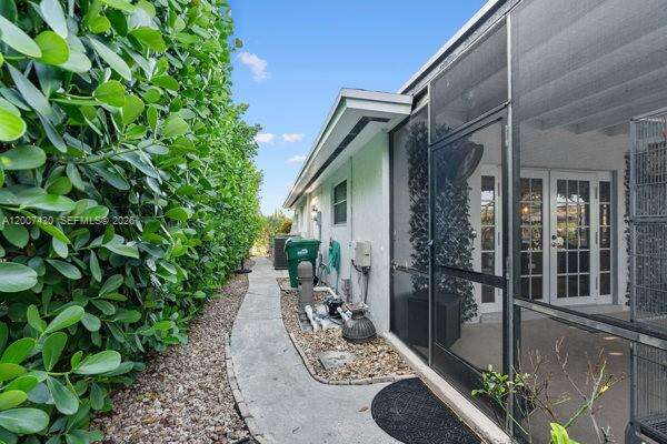Miami | 14544 76th St N/A | Picture 35