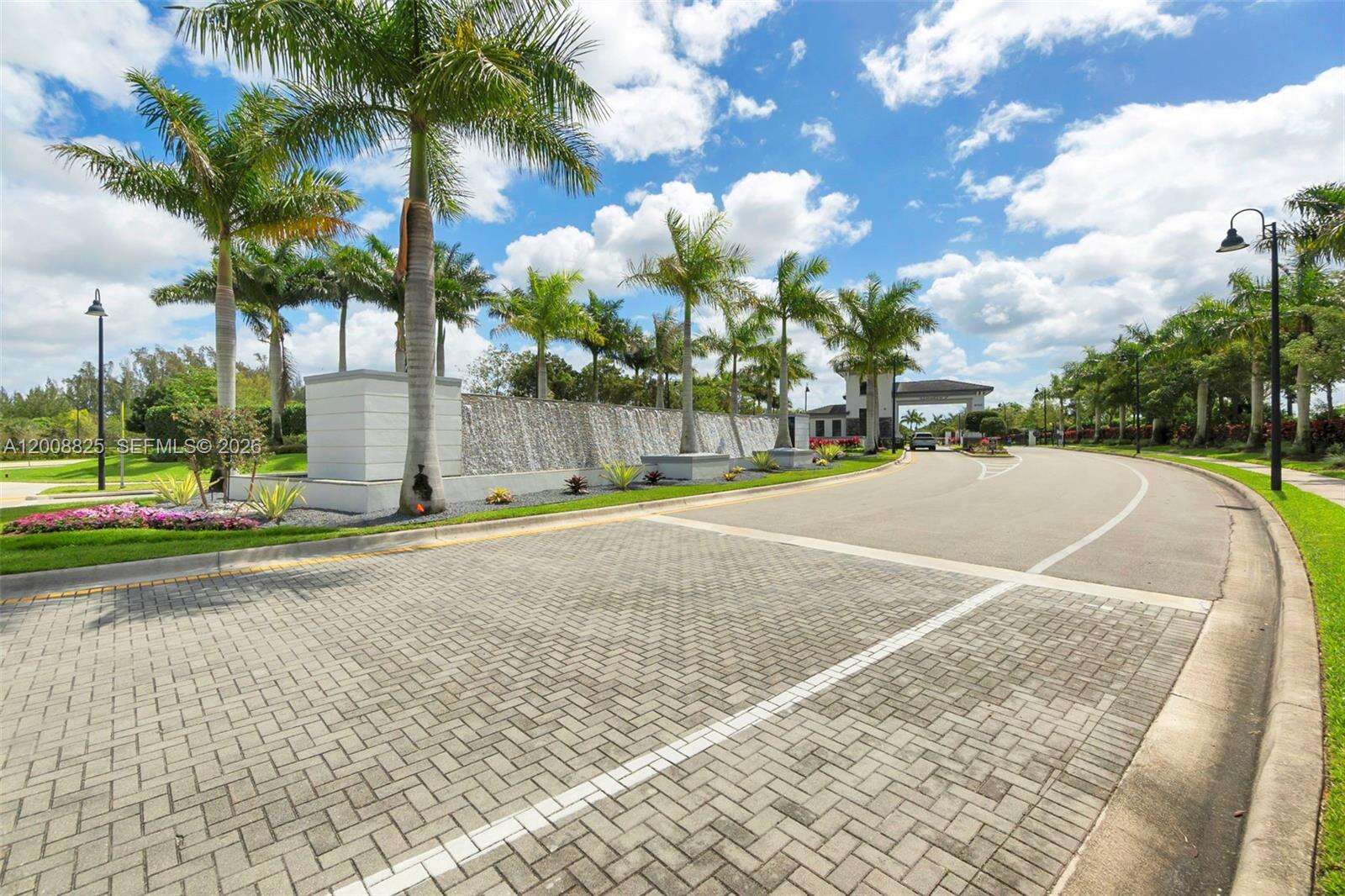 Parkland | 8022 Deer Lake Ct N/A | Picture 5