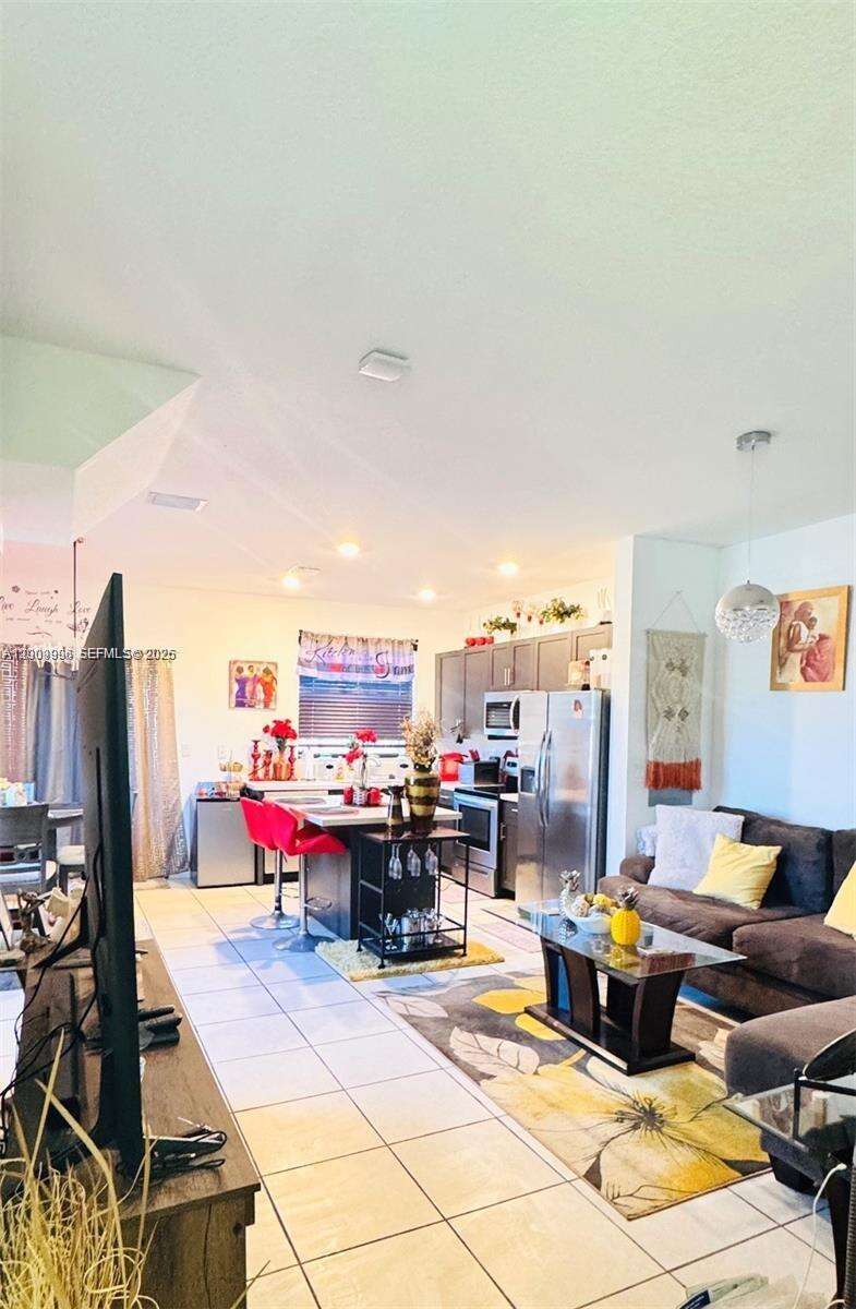 Miami | 21463 3rd Path N/A | Picture 2