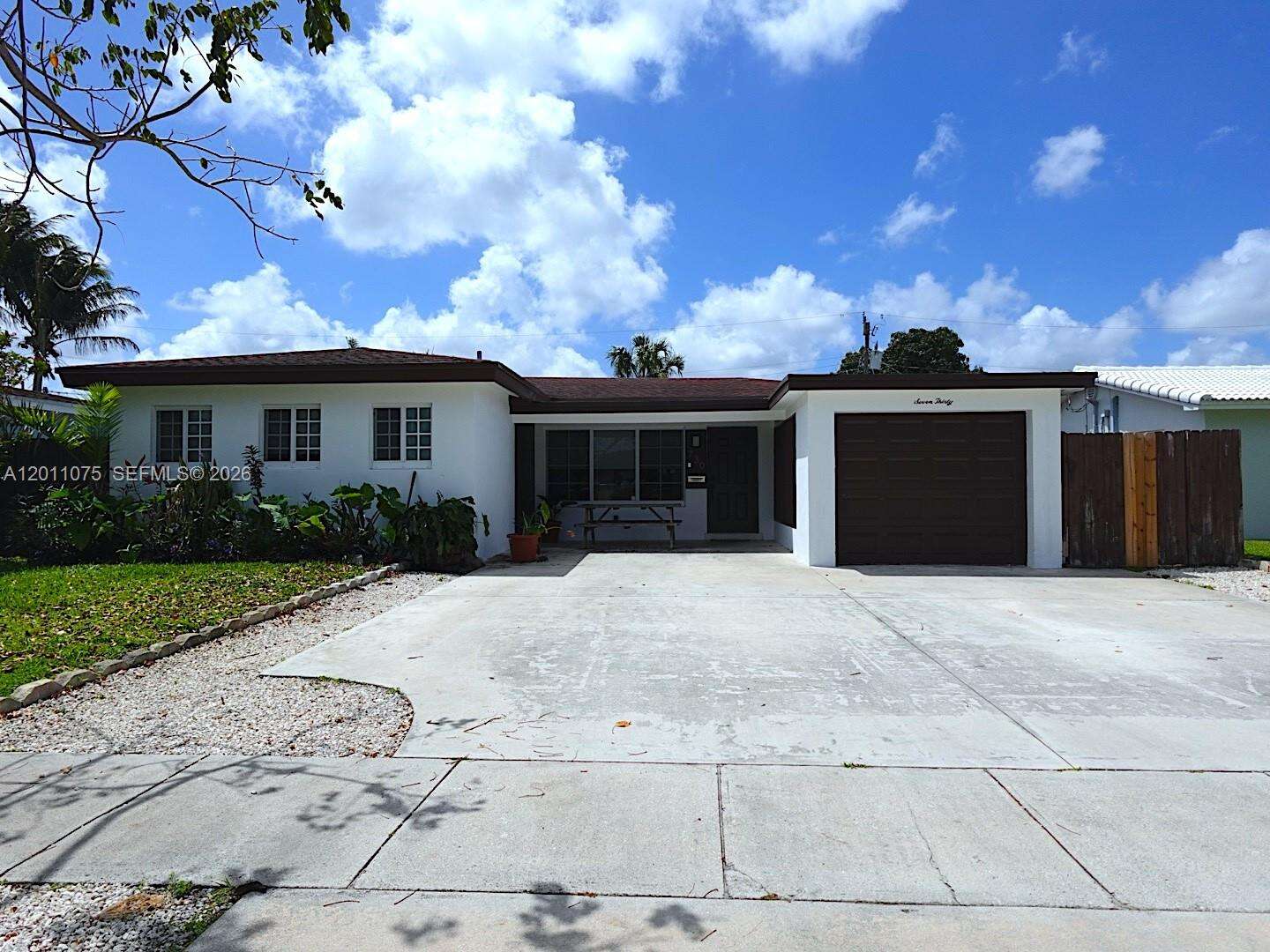 Hollywood | 730 73rd Ave N/A | Picture 1