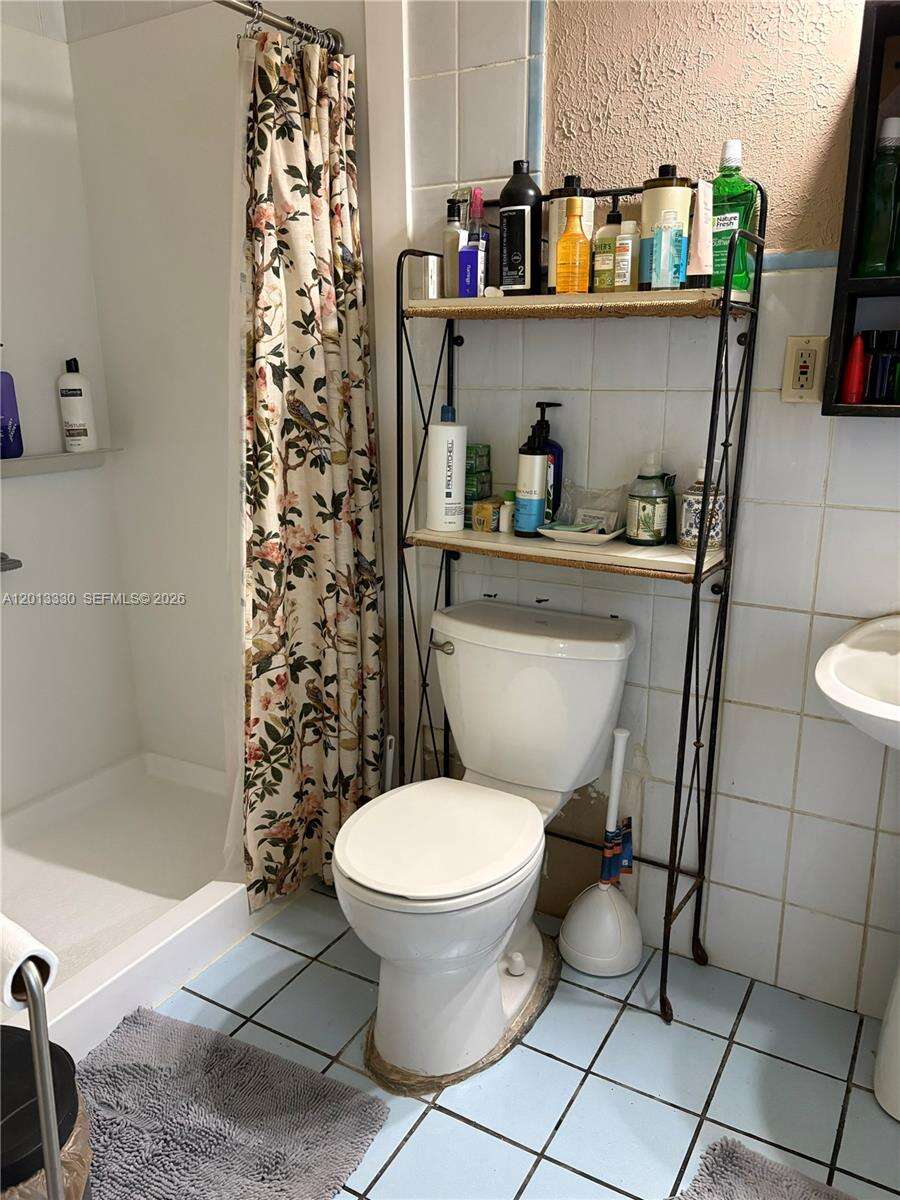 Miami | 5930 44th Ter N/A | Picture 14