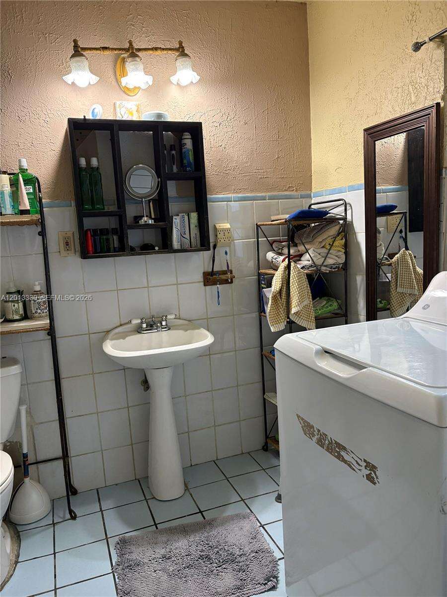 Miami | 5930 44th Ter N/A | Picture 16