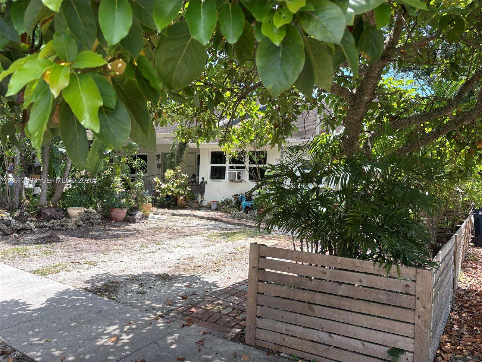 Miami | 5930 44th Ter N/A | Picture 4