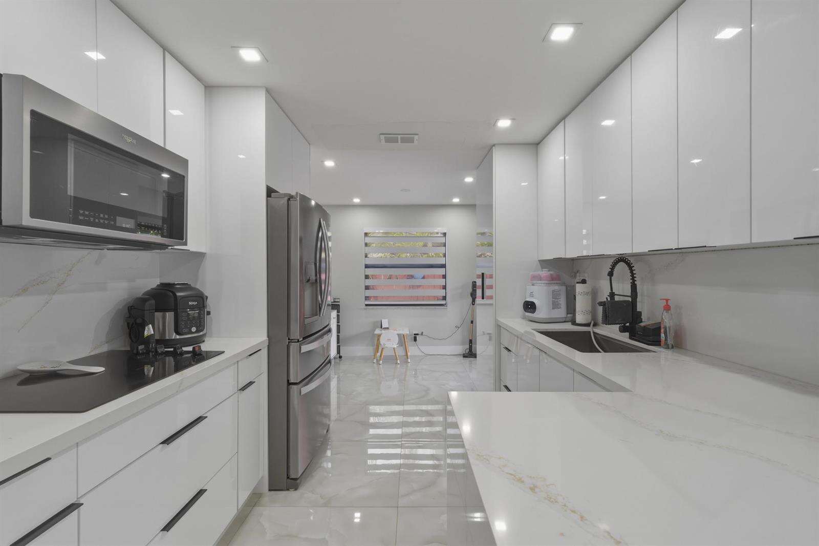 Lauderhill | 4841 19th N/A | Picture 10