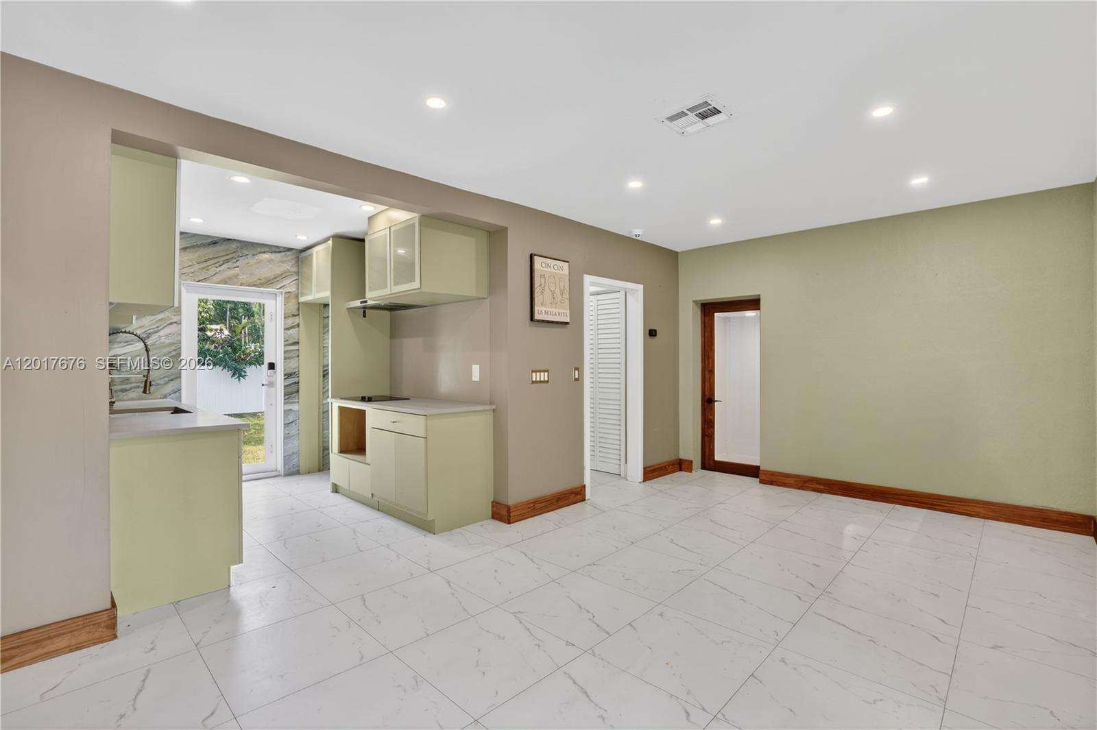 Miami | 1130 57th St N/A | Picture 13