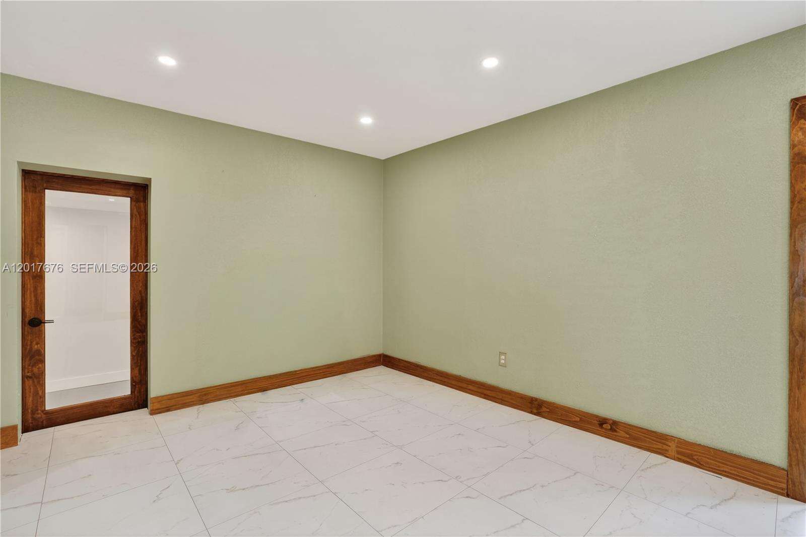 Miami | 1130 57th St N/A | Picture 16