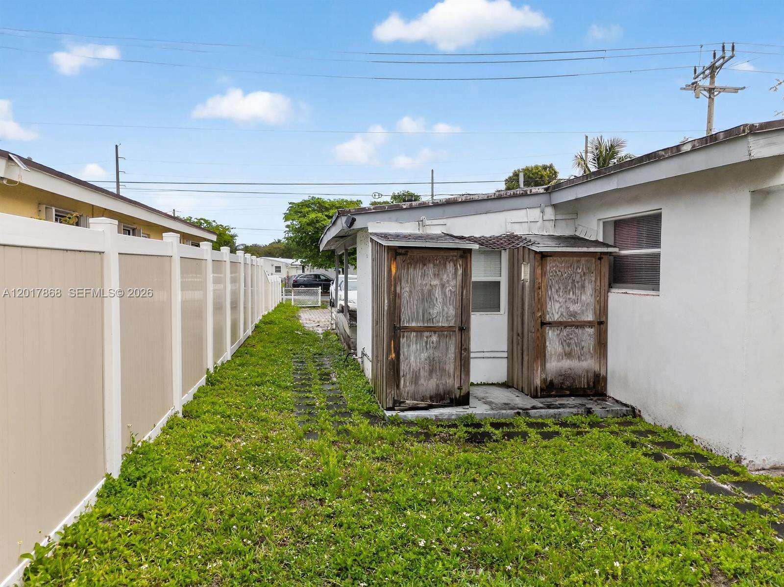 Dania Beach | 726 Phippen Waiters Rd N/A | Picture 14