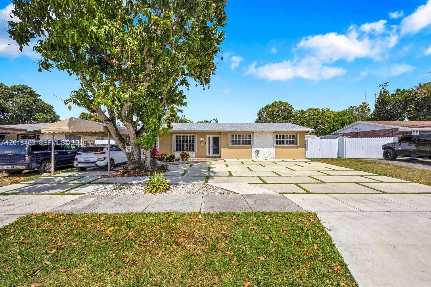 Miami | 15725 102nd Pl N/A | Picture 3