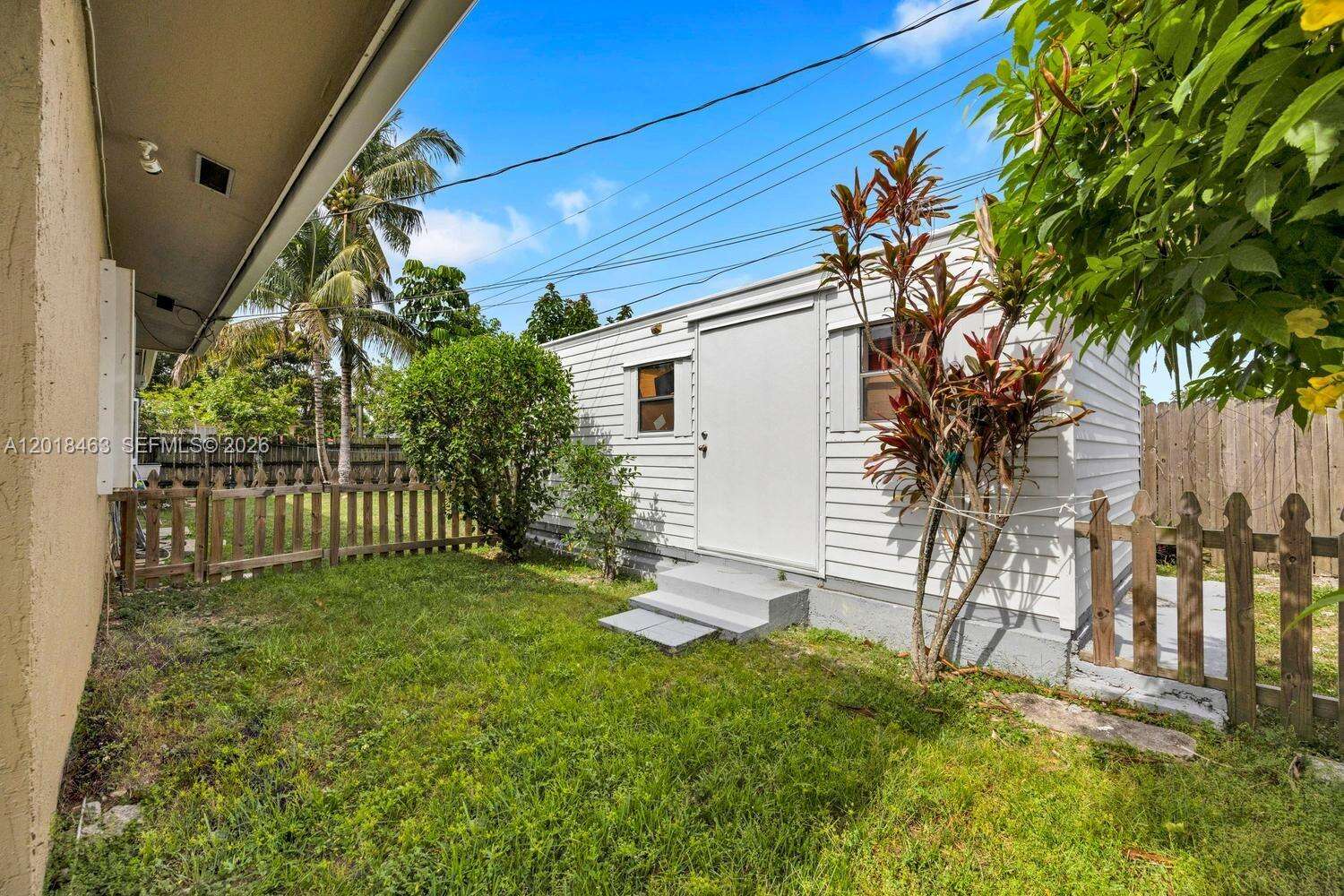 Miami | 15725 102nd Pl N/A | Picture 31
